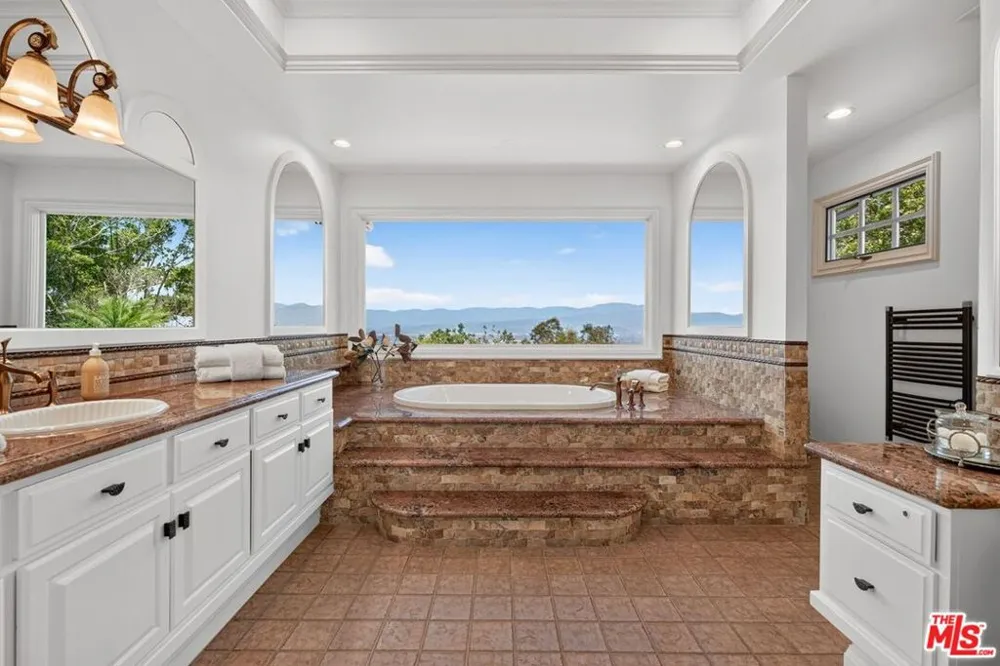 12053 Crest Court Los Angeles, CA 90210