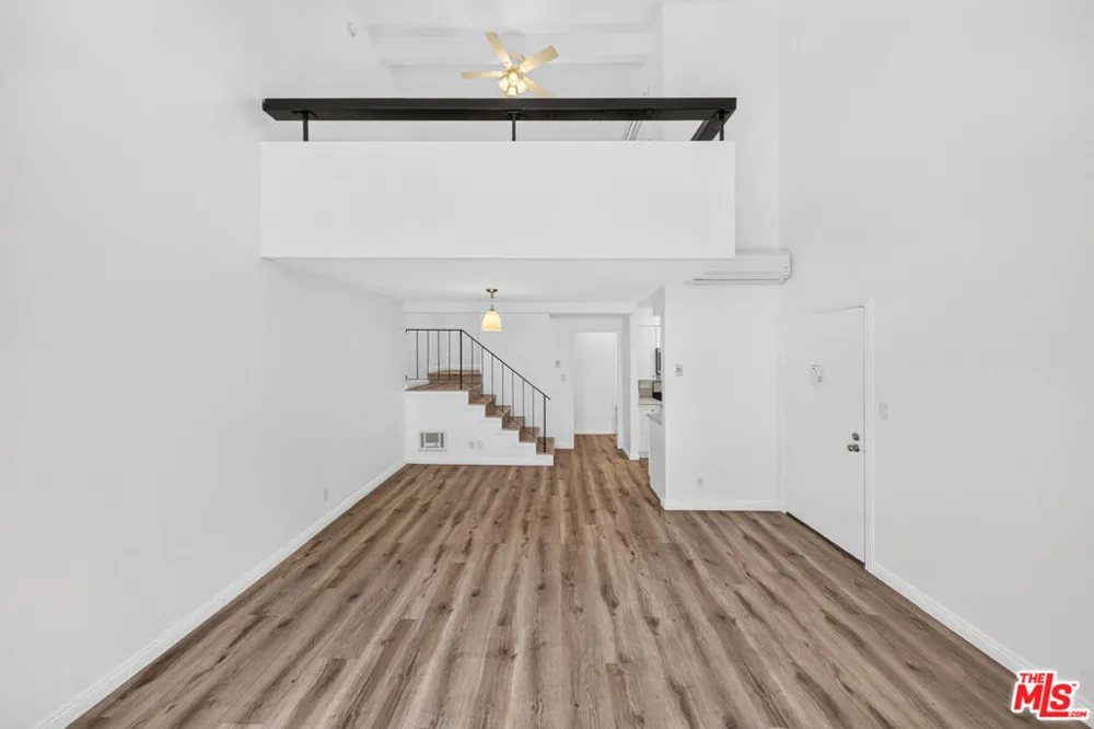 10521 National Boulevard #214 Los Angeles, CA 90034