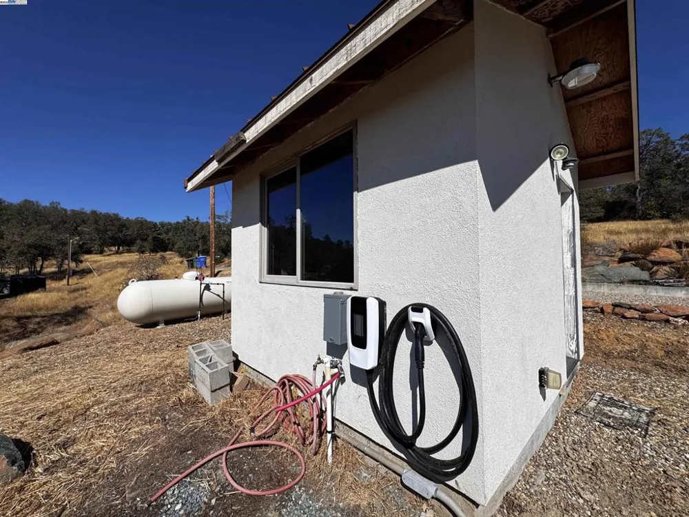 2280 Roan Rd Angels Camp, CA 95222