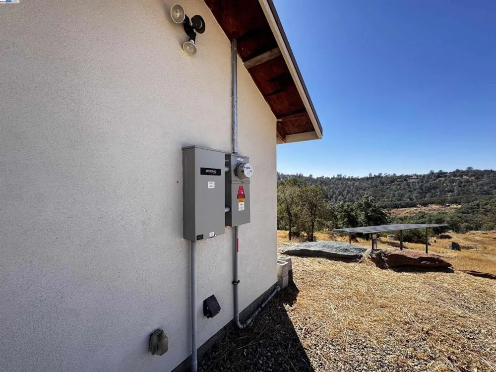 2280 Roan Rd Angels Camp, CA 95222