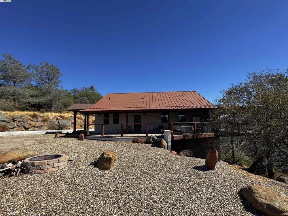 2280 Roan Rd Angels Camp, CA 95222