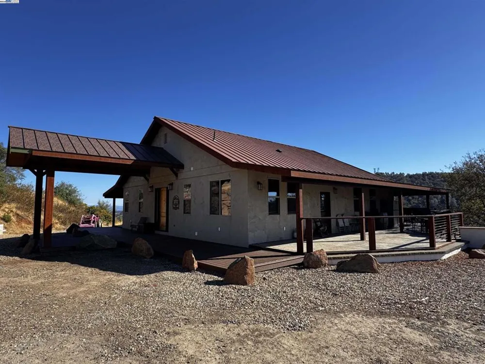2280 Roan Rd Angels Camp, CA 95222