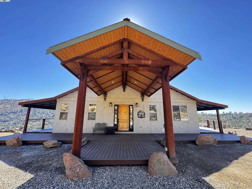 2280 Roan Rd Angels Camp, CA 95222