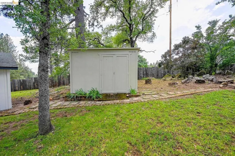 1750 Sliger Mine RD Greenwood, CA 95635