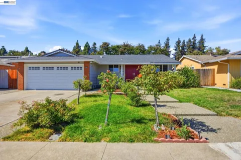 32252 Valiant Way