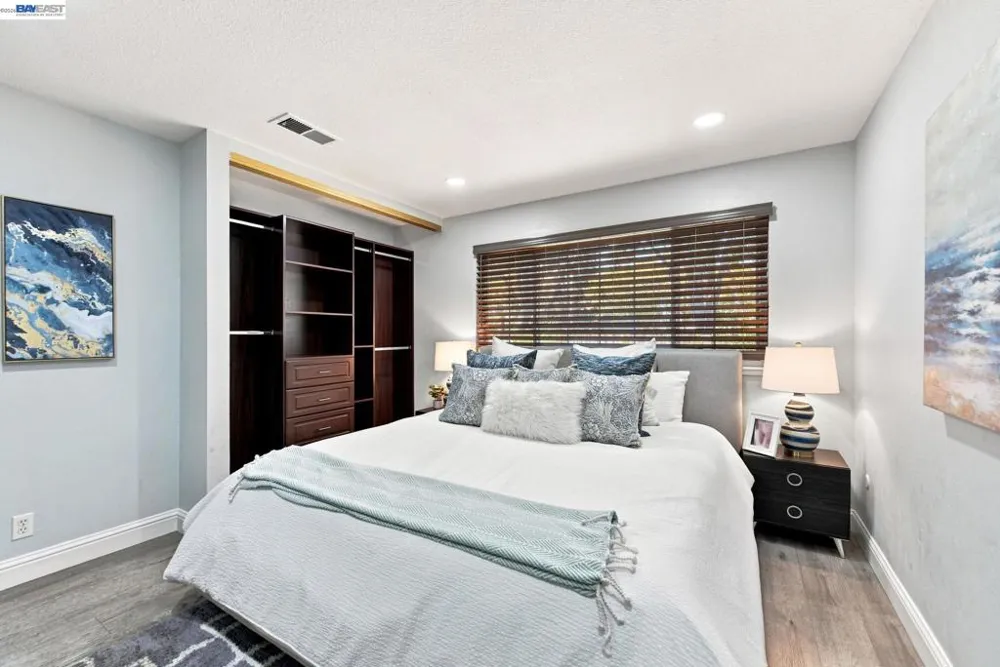 32252 Valiant Way Union City, CA 94587
