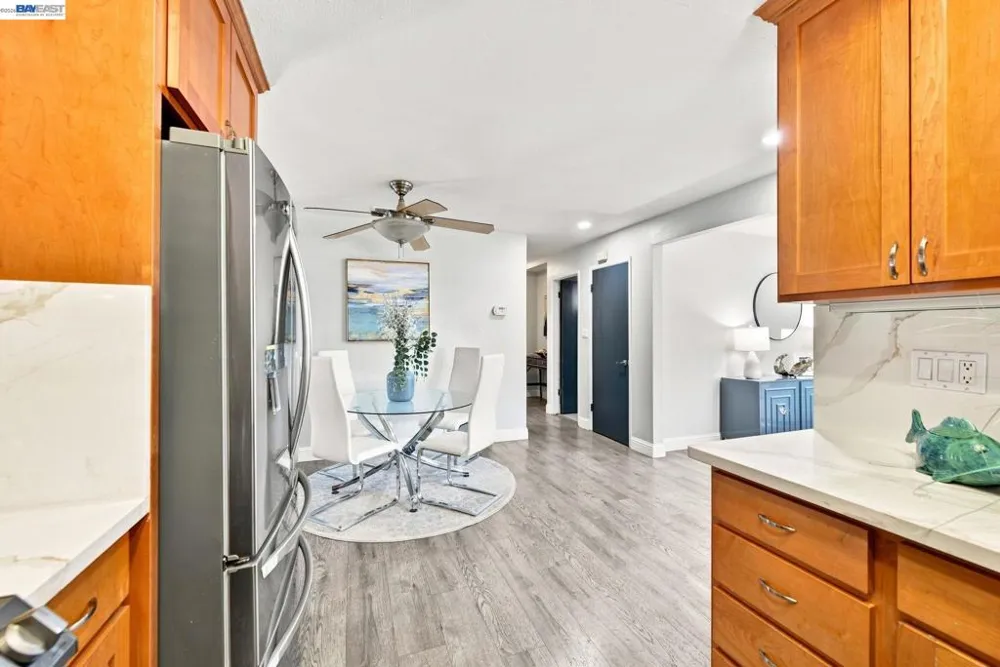 32252 Valiant Way Union City, CA 94587