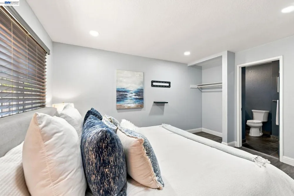 32252 Valiant Way Union City, CA 94587