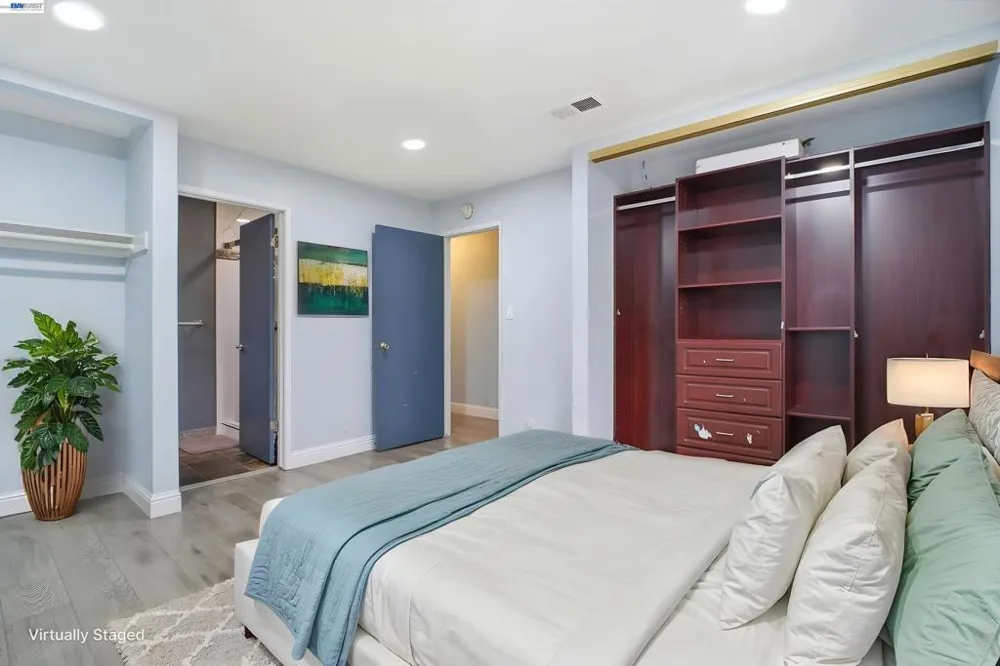 32252 Valiant Way Union City, CA 94587