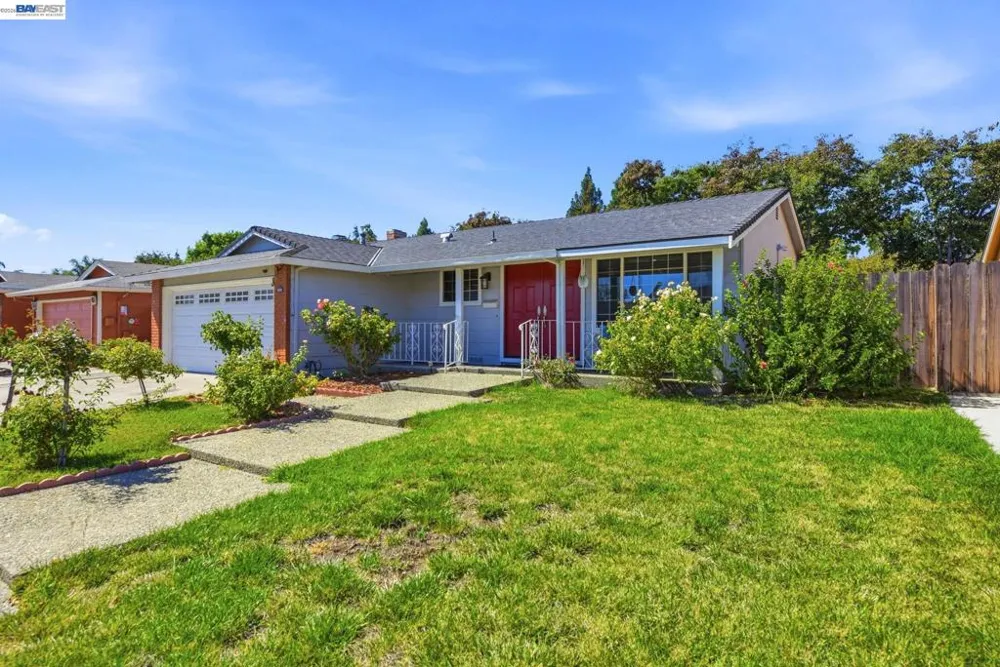32252 Valiant Way Union City, CA 94587