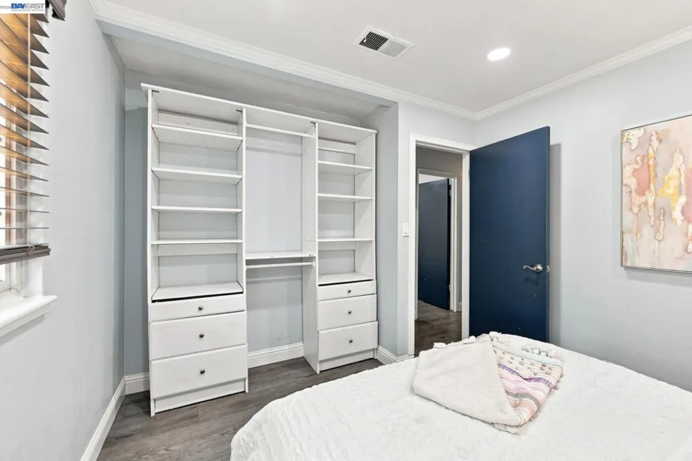 32252 Valiant Way Union City, CA 94587