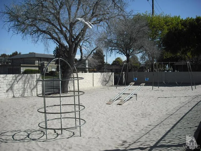 2581 Spinnaker Avenue Port Hueneme, CA 93041