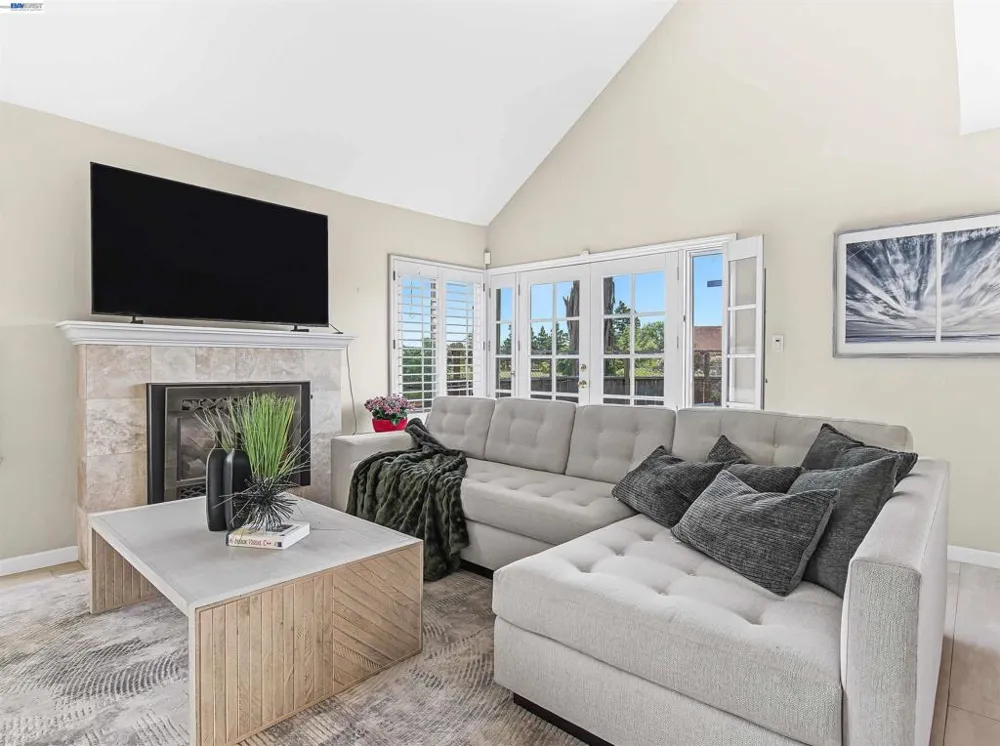 35791 Scarborough Dr Newark, CA 94560