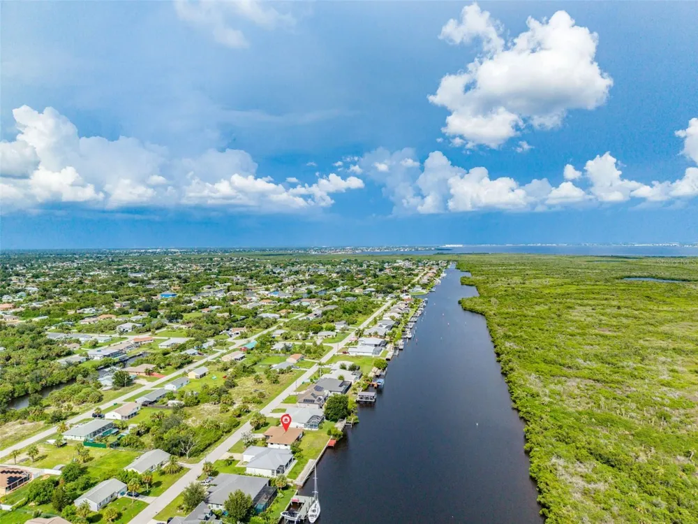 18422 ARAPAHOE CIRCLE Port Charlotte, FL 33948