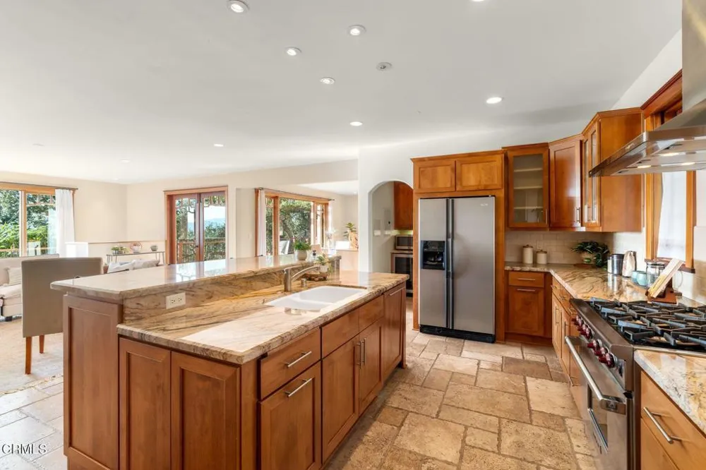 49 Alto Drive Oak View, CA 93022