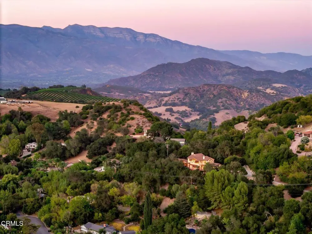 49 Alto Drive Oak View, CA 93022