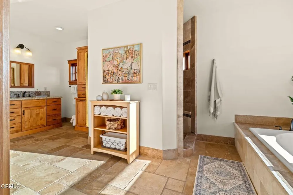49 Alto Drive Oak View, CA 93022
