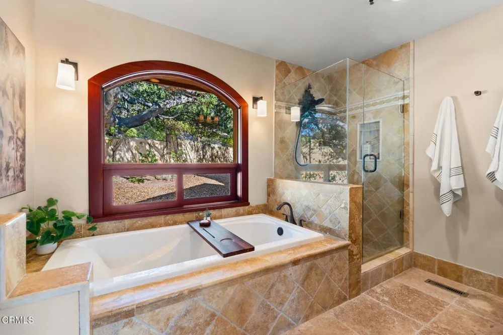 49 Alto Drive Oak View, CA 93022