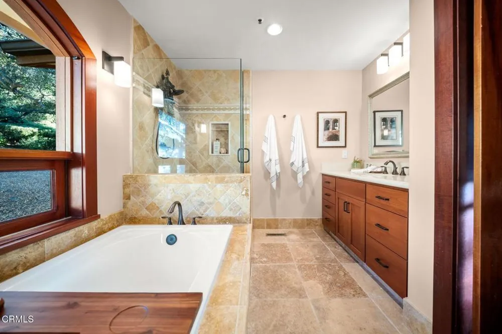 49 Alto Drive Oak View, CA 93022