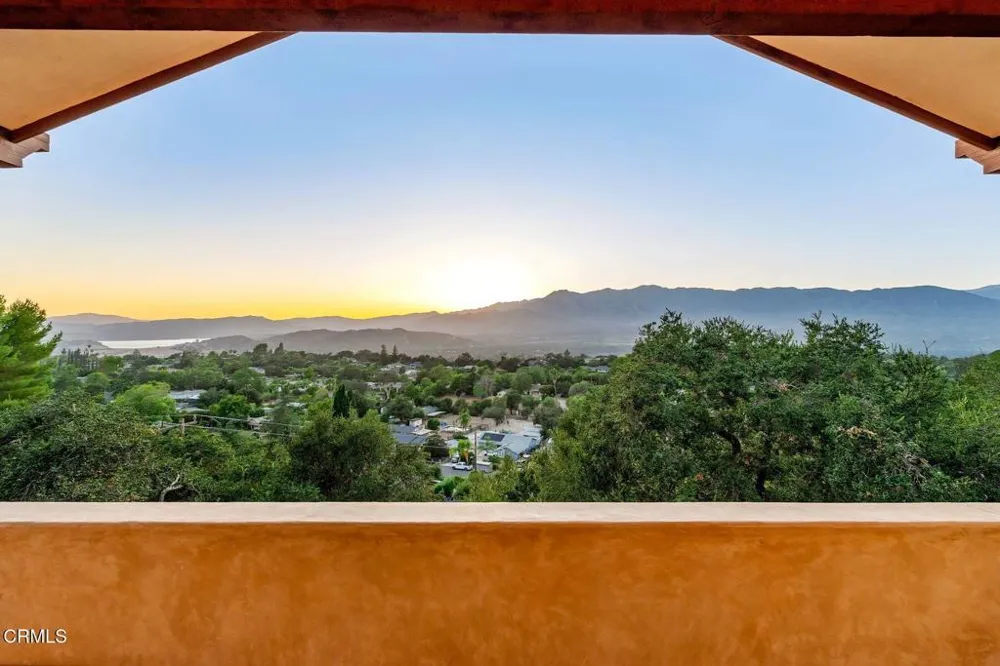 49 Alto Drive Oak View, CA 93022