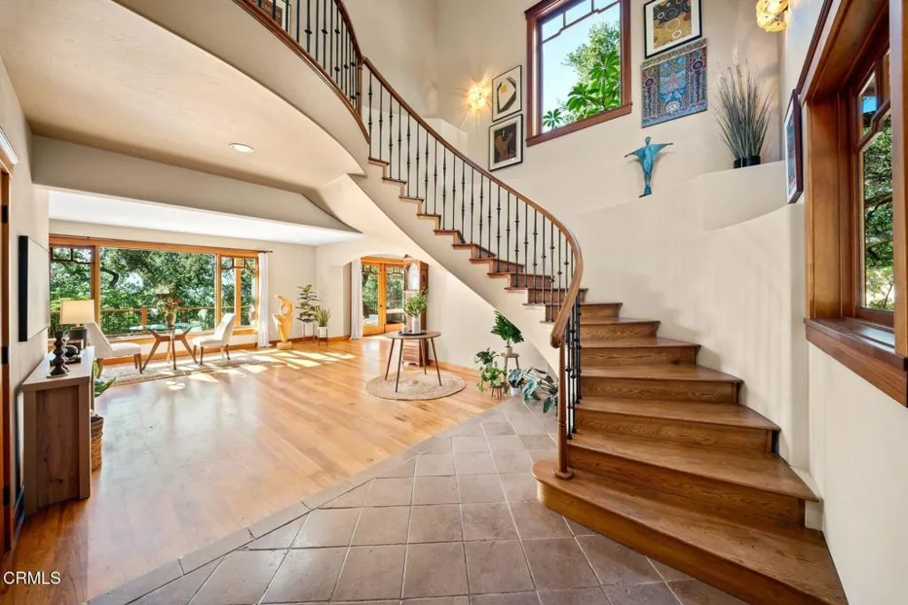 49 Alto Drive Oak View, CA 93022