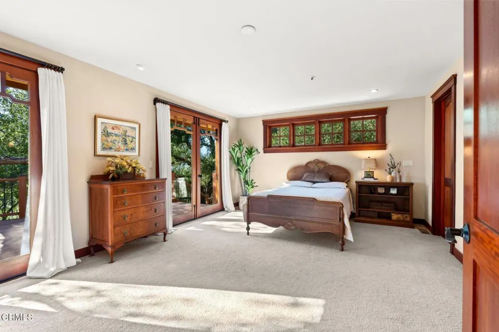 49 Alto Drive Oak View, CA 93022