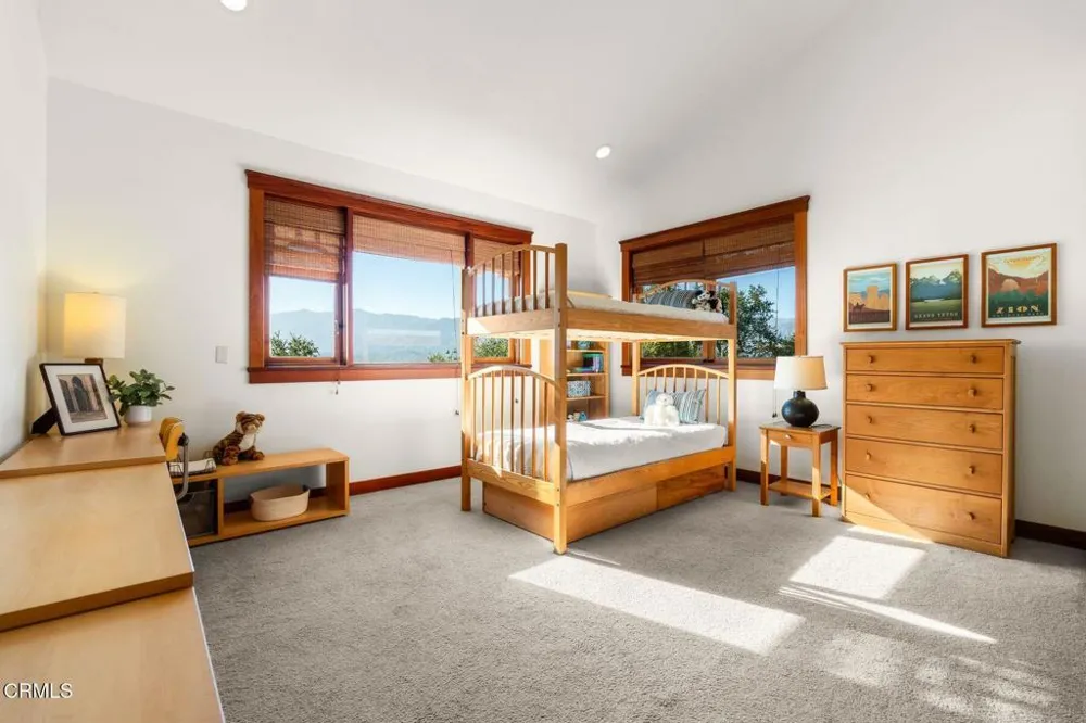 49 Alto Drive Oak View, CA 93022