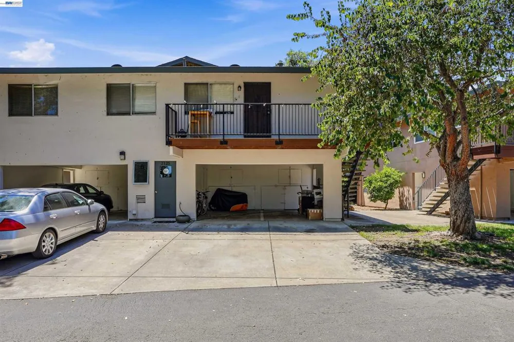 2125 Arroyo Ct #2 Pleasanton, CA 94588