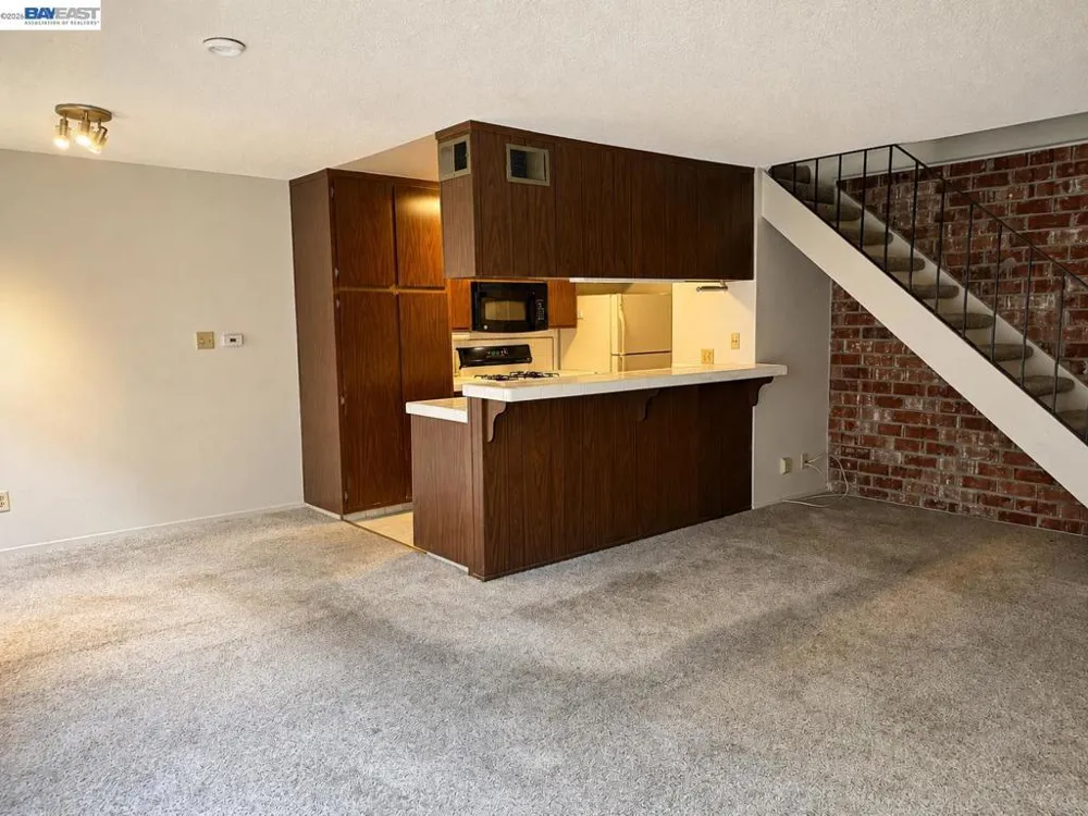 2125 Arroyo Ct #2 Pleasanton, CA 94588