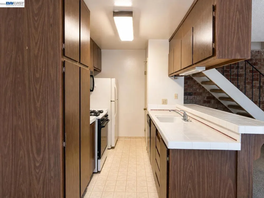 2125 Arroyo Ct #2 Pleasanton, CA 94588