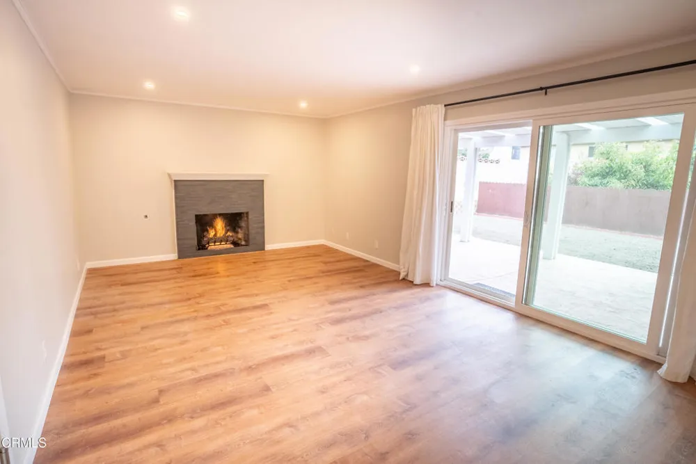 382 Alpine Avenue Ventura, CA 93004