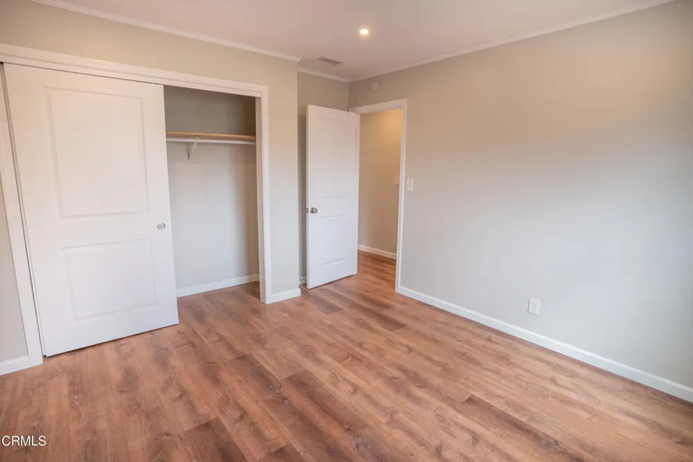 382 Alpine Avenue Ventura, CA 93004