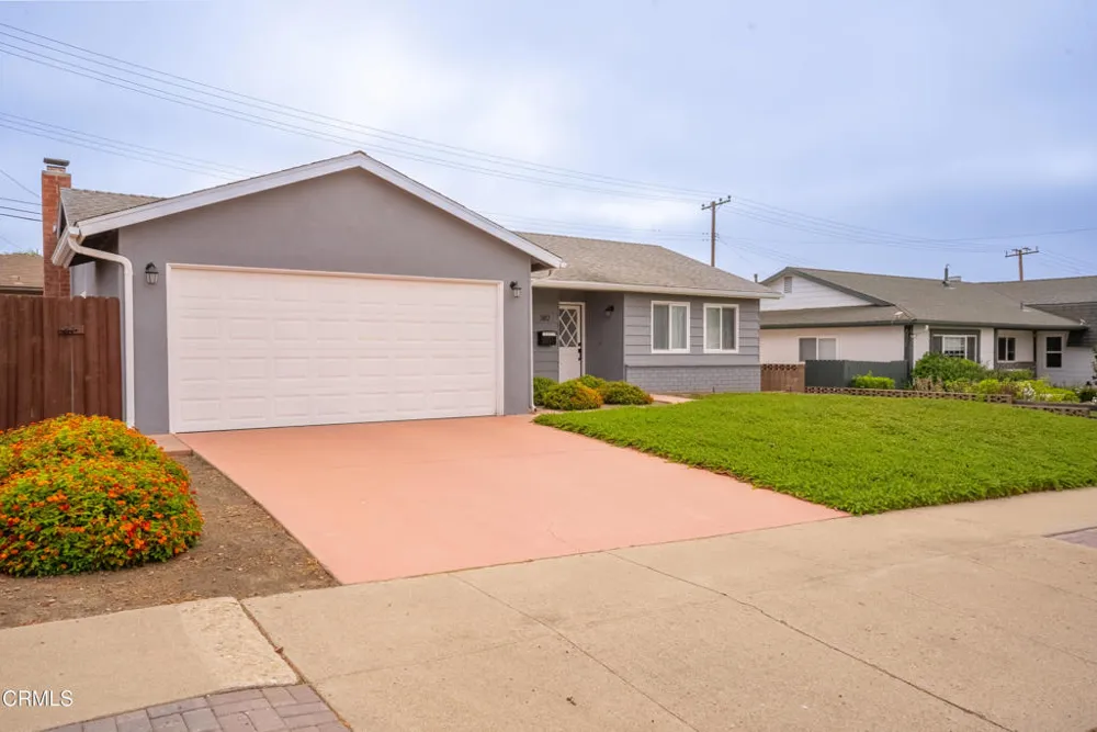 382 Alpine Avenue Ventura, CA 93004