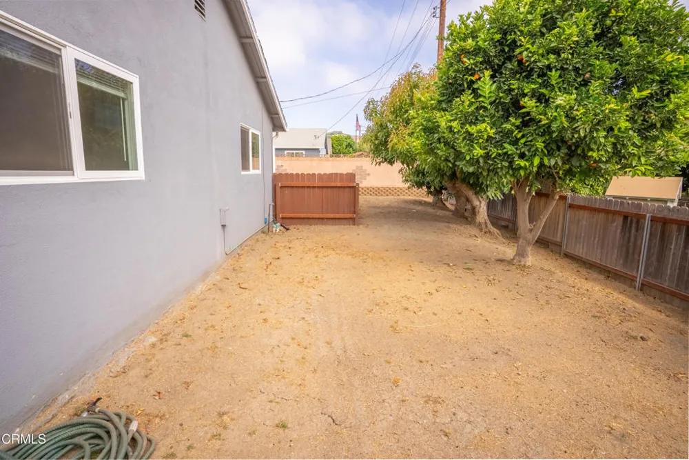 382 Alpine Avenue Ventura, CA 93004