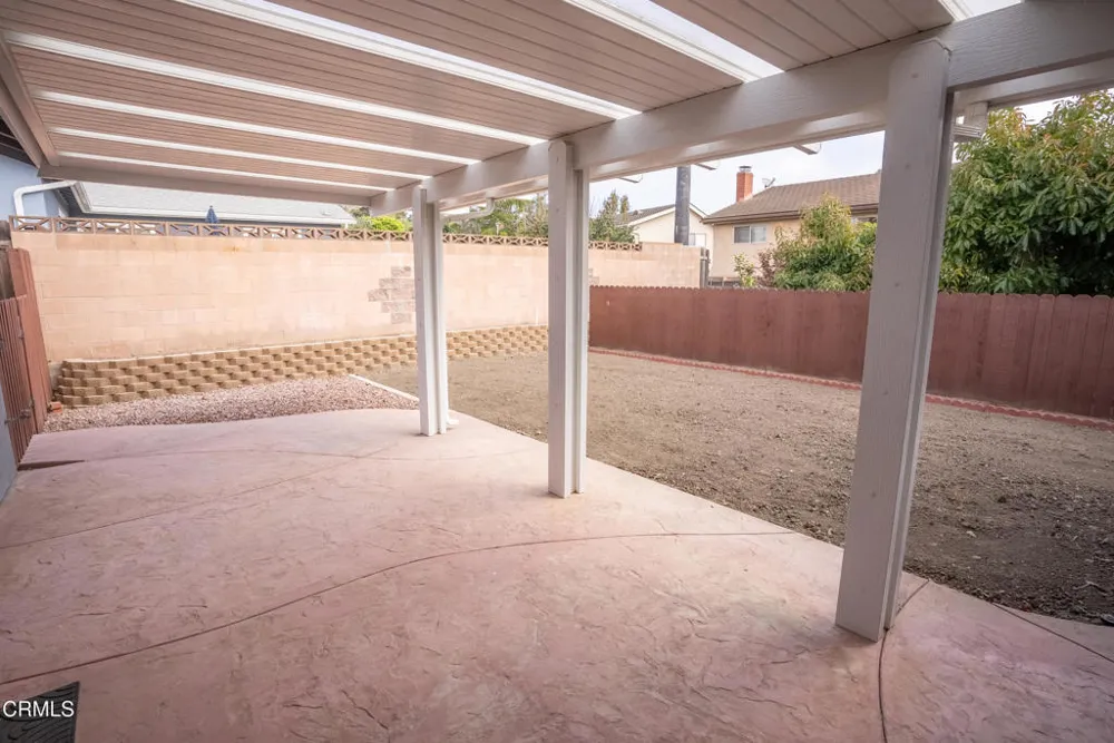 382 Alpine Avenue Ventura, CA 93004