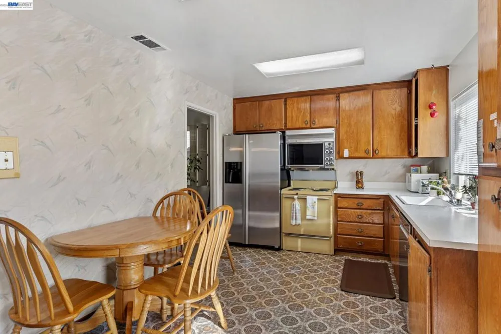 31342 Santa Fe Way Union City, CA 94587