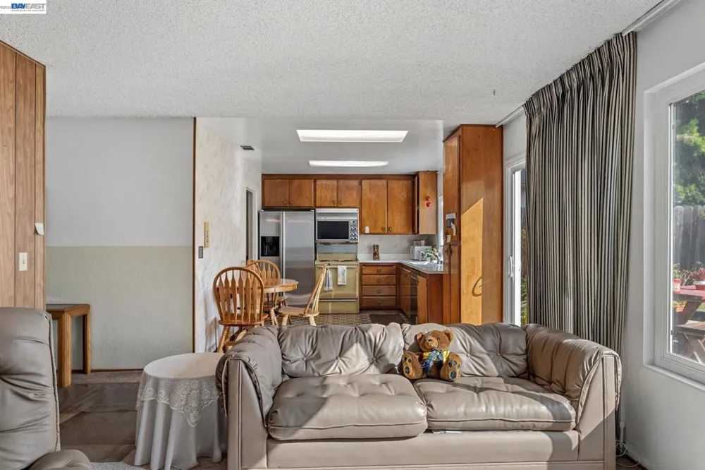 31342 Santa Fe Way Union City, CA 94587