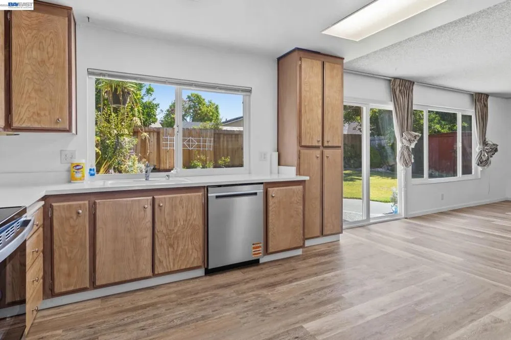 31342 Santa Fe Way Union City, CA 94587