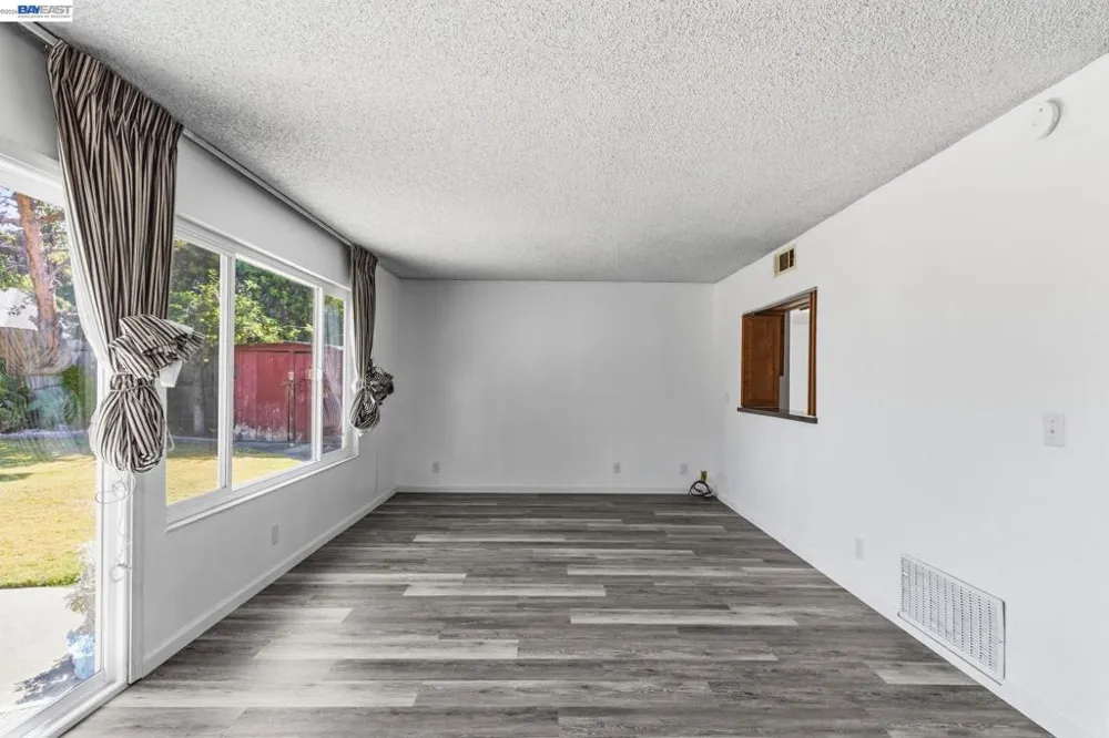 31342 Santa Fe Way Union City, CA 94587