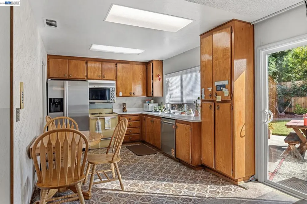 31342 Santa Fe Way Union City, CA 94587