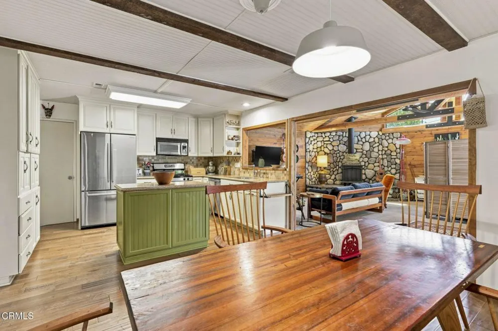 1121 Sunnyglenn Avenue Ojai, CA 93023