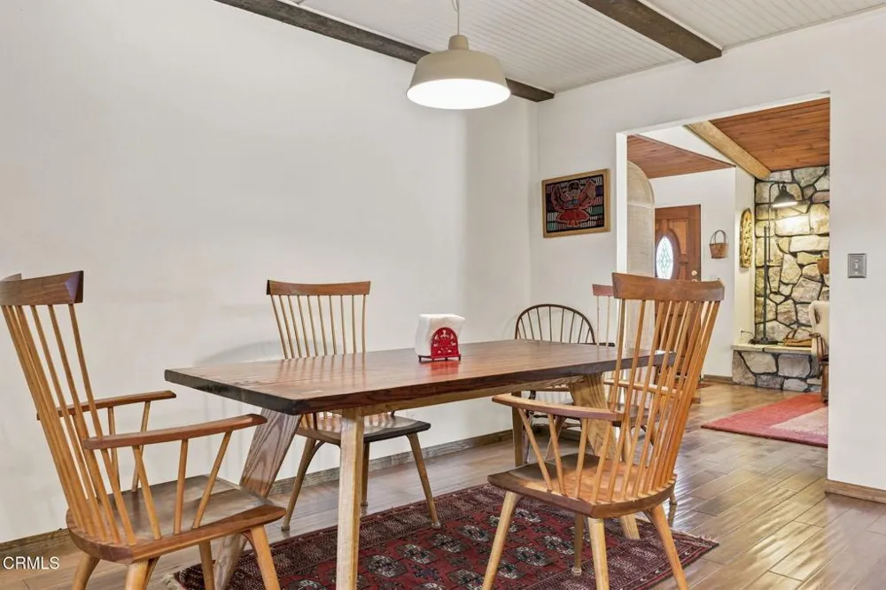 1121 Sunnyglenn Avenue Ojai, CA 93023