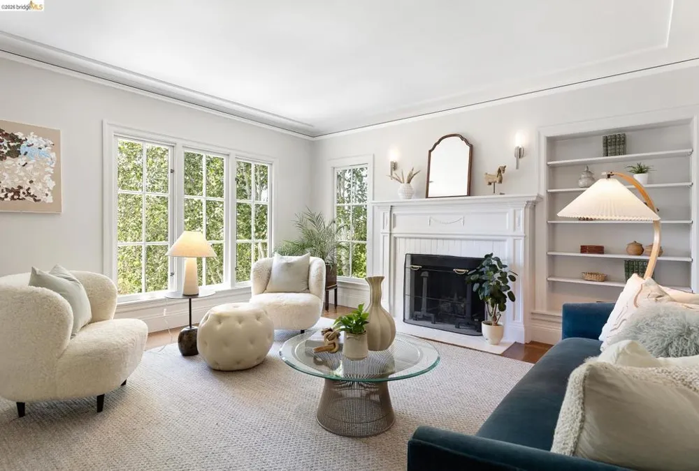 73 Oakmont Ave Piedmont, CA 94610