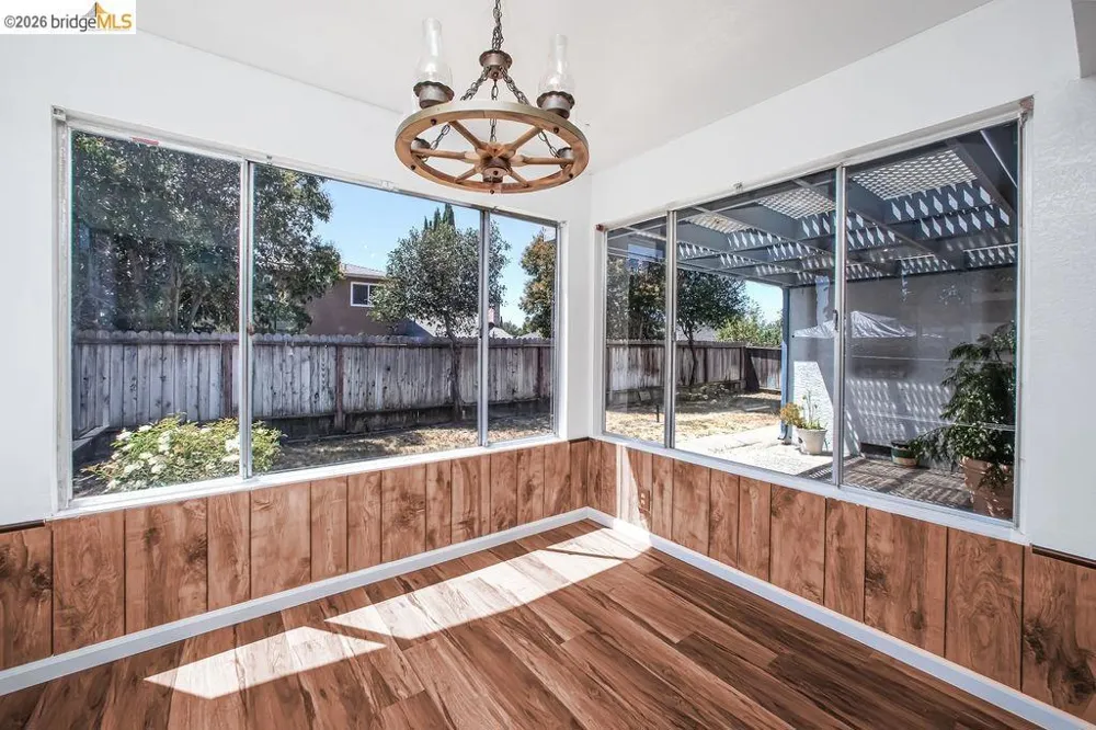 605 Tule Goose Dr Suisun City, CA 94585