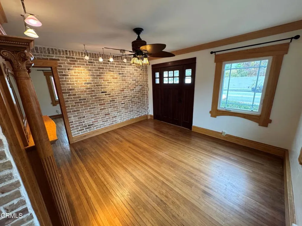 916 Poli Street Ventura, CA 93001