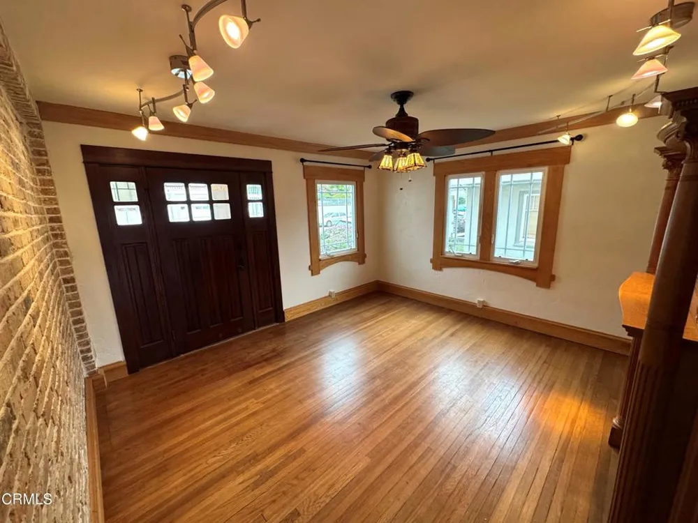916 Poli Street Ventura, CA 93001