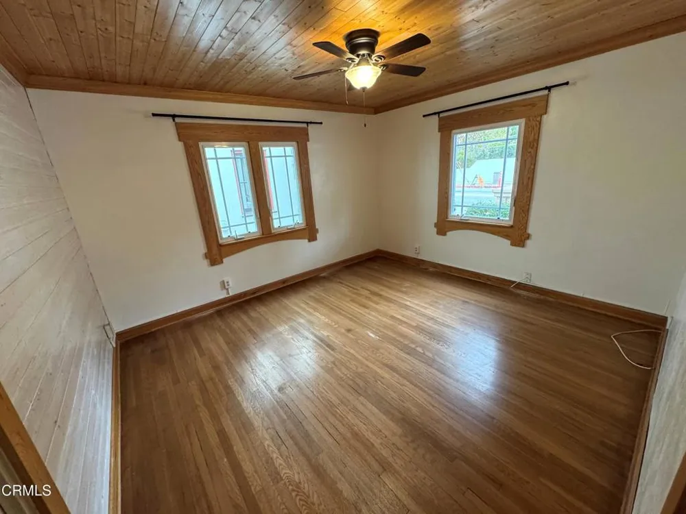 916 Poli Street Ventura, CA 93001