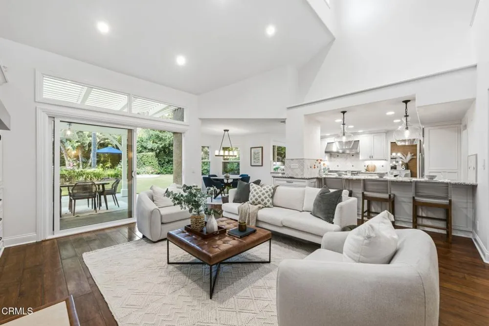 1732 Crooked Trail Place Westlake Village, CA 91362
