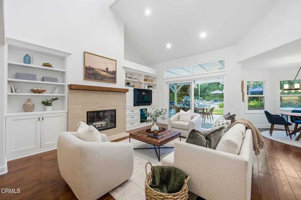 1732 Crooked Trail Place Westlake Village, CA 91362