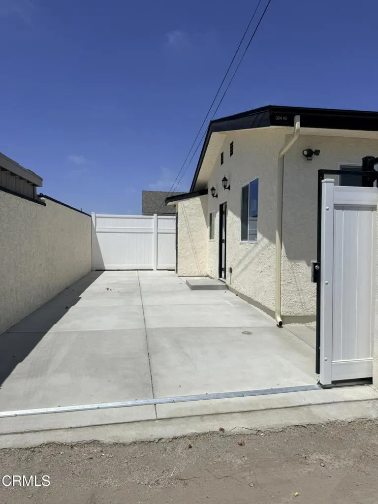 324 J STREET Oxnard, CA 93030